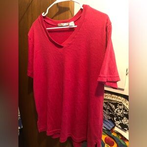Vintage Partners by Mervyn’s Raspberry Red Tee- 738 *tee deal $8 or 🦋